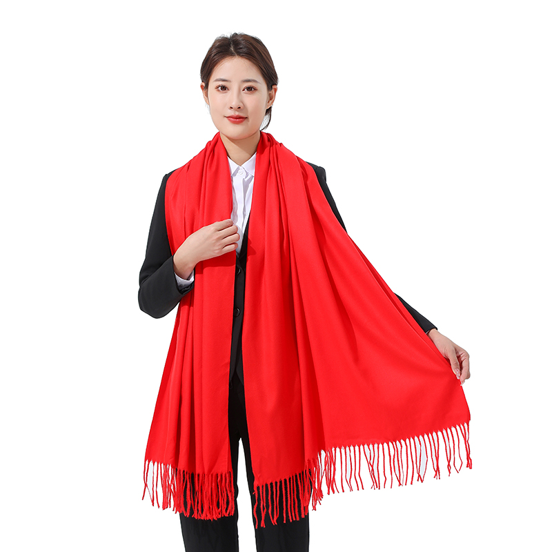 震惊!他放弃江苏高薪,靠羊毛围巾月入10万,原因竟是……