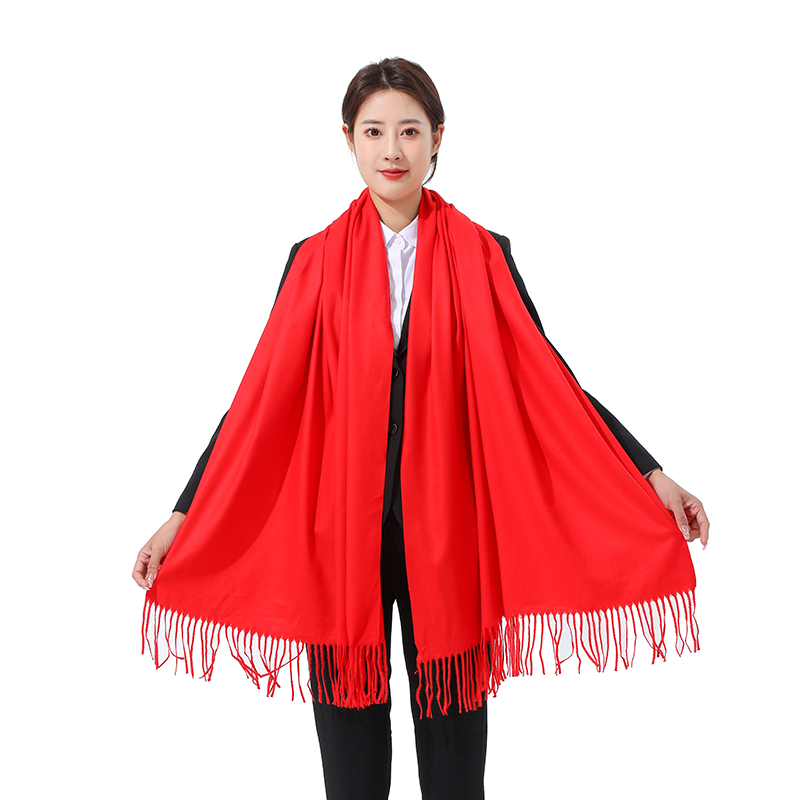 震惊！江苏这家红色围巾长须加工店，背后竟藏着这些秘密！