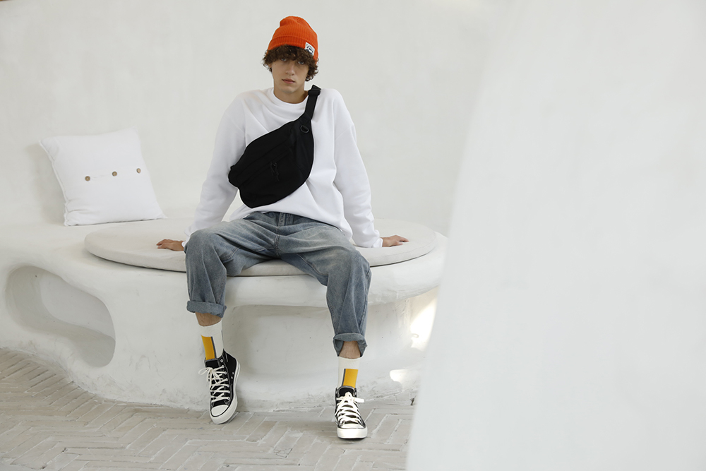 震惊！江苏薄款圆领卫衣厂家报价究竟几何？