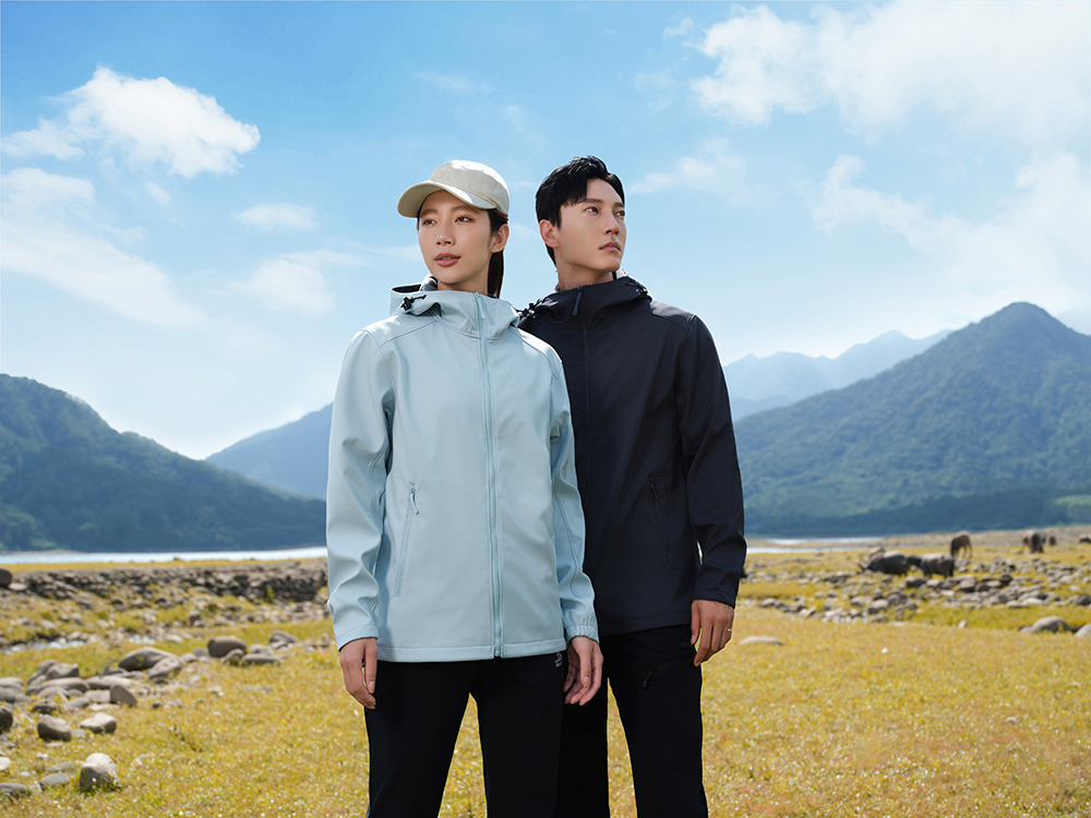 不得了！徒步旅游单层防风冲锋衣，江苏这家服装厂竟能批发！