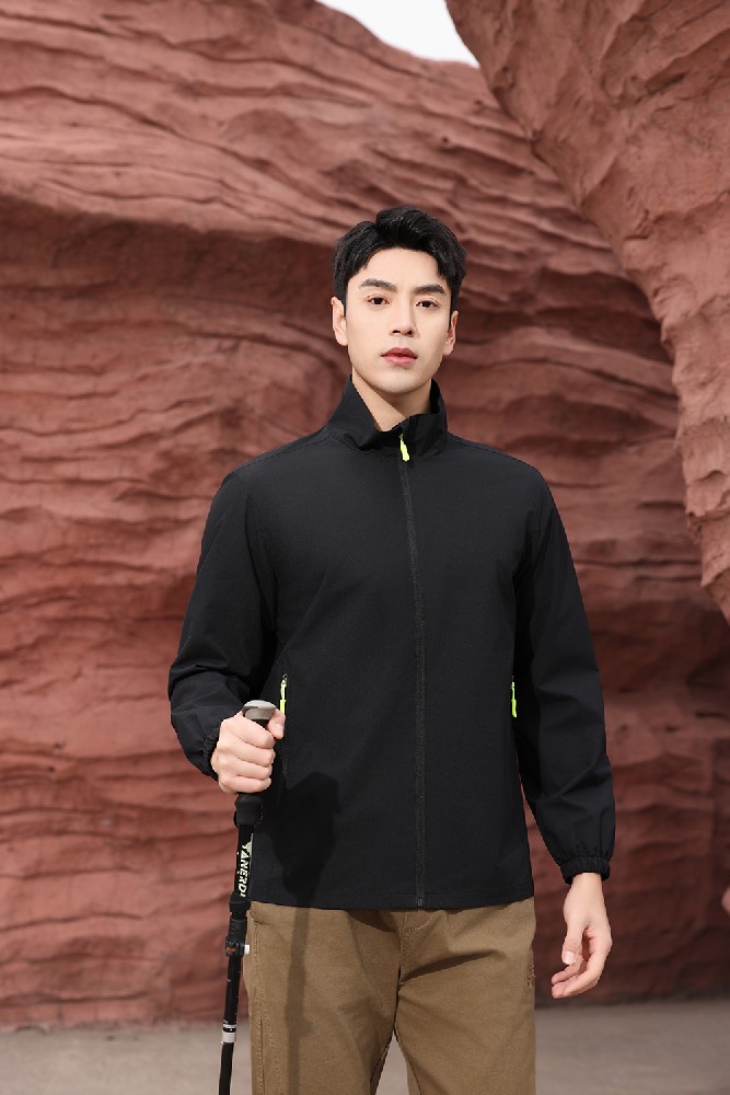 别错过！江苏春秋新款单层冲锋衣，这里的价格让你震惊！